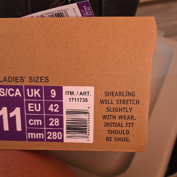 Kirkland Signature Black Winter Boots - Picture 7 of 12